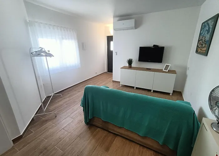 Quintal Do Jacob Sesimbra